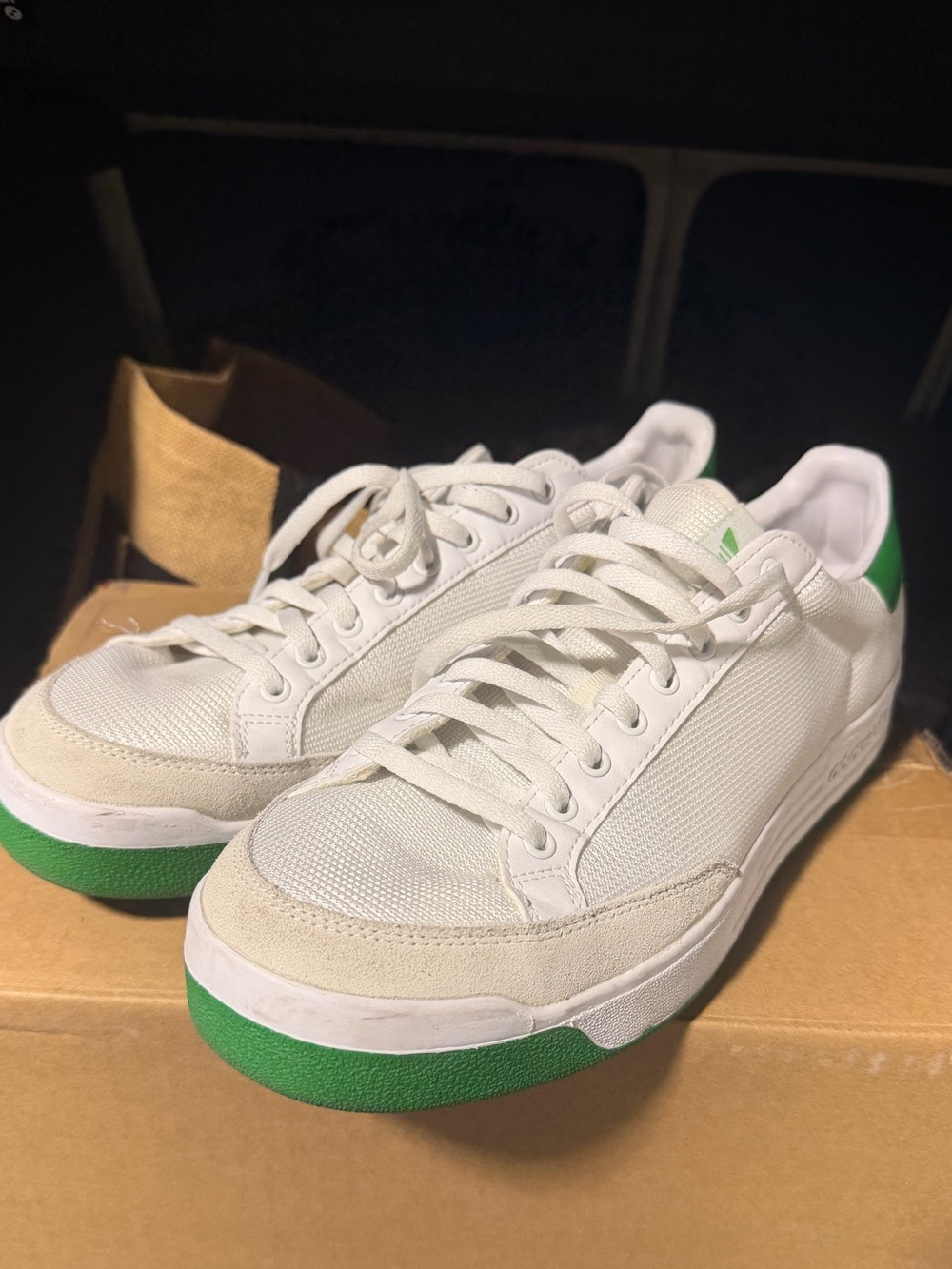 Men's Adidas White & Green Rod Laver Sneakers
